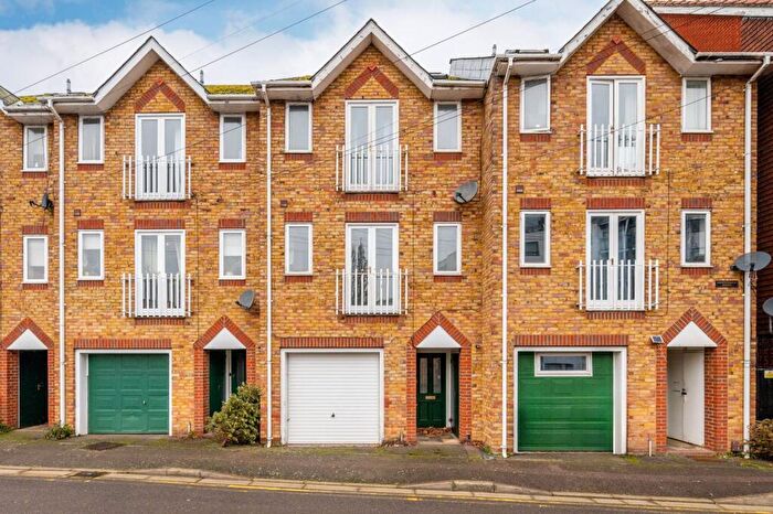 4 Bedroom Terraced House For Sale In Nightingale Mews, Kingston, Kingston Upon Thames, KT1