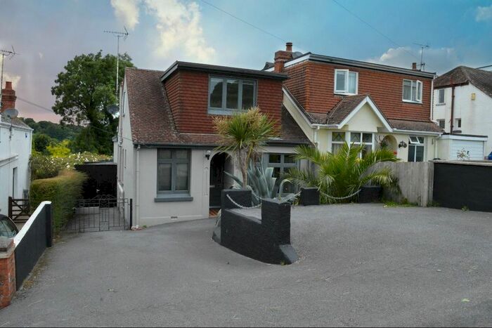 4 Bedroom Semi-Detached House To Rent In Longpark Hill, Maidencombe, Torquay, TQ1