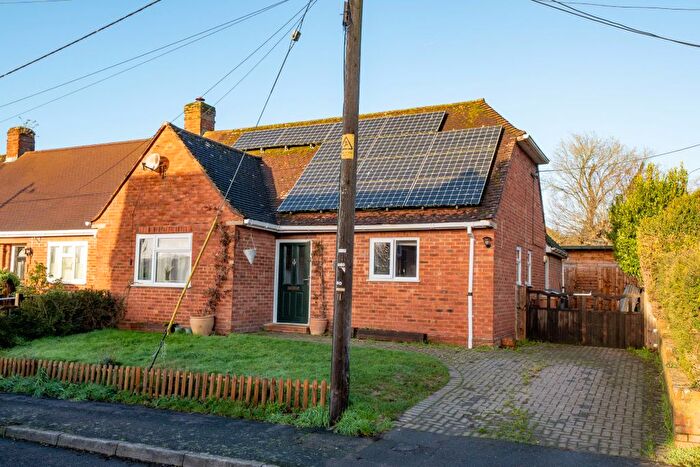 4 Bedroom Semi Detached House For Sale In Greensey, Ragged Appleshaw, SP11