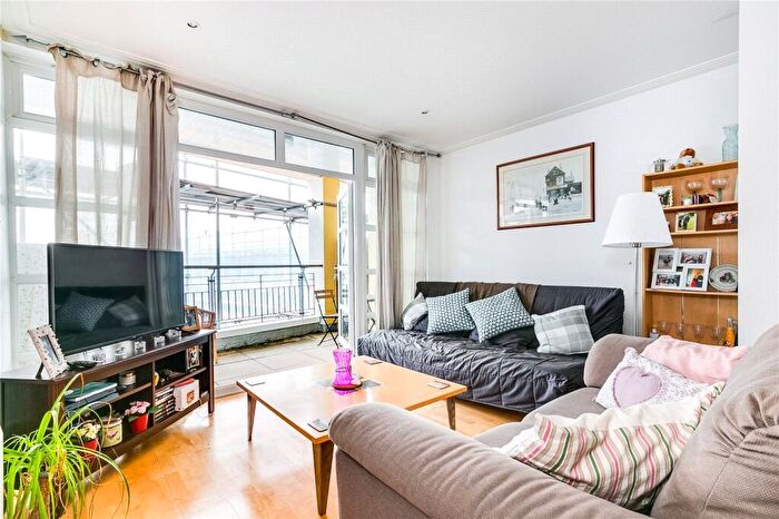 2 Bedroom Flat To Rent In Drayton Park, Islington, N5