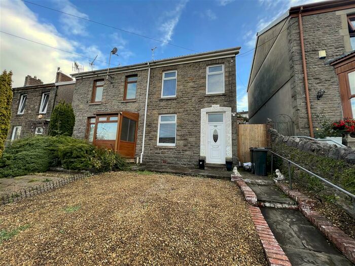 4 Bedroom House To Rent In Old Road, Neath, SA11