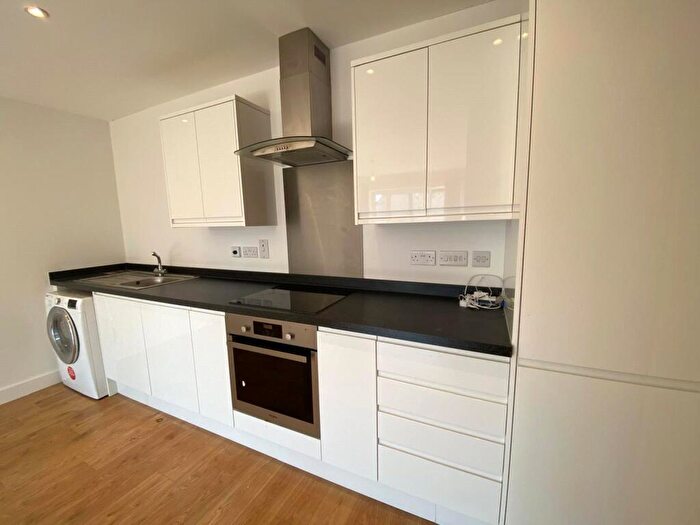 2 Bedroom Flat To Rent In Balfour Court, Camberley, Surrey, GU15