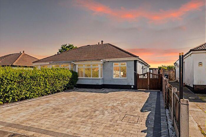 2 Bedroom Semi-Detached Bungalow For Sale In Lordsgate Lane, Burscough, Ormskirk, L40