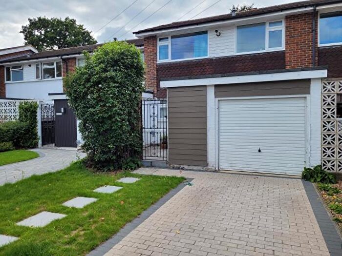 3 Bedroom Terraced House To Rent In Queens Terrace, Thames Ditton, KT7