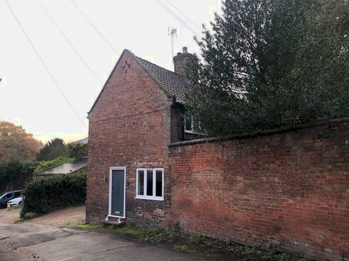 2 Bedroom Semi-Detached House To Rent In Rectory Road, Retford, DN22