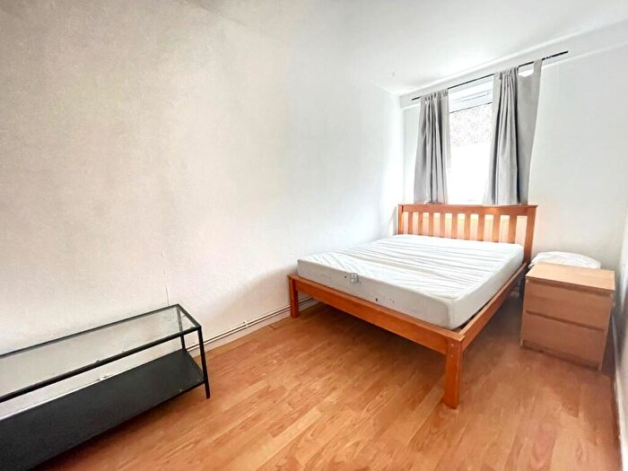 1 Bedroom Flat For Sale In Mace Street, Bethnal Green, E2 - Photo 3