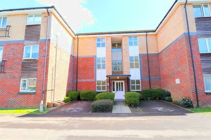 2 Bedroom Terraced House To Rent In Angela Court, Flat, PO9