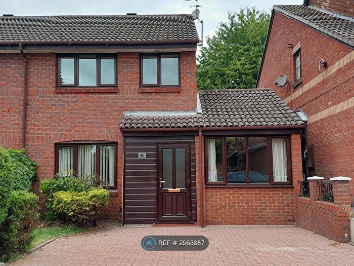 4 Bedroom Semi-Detached House To Rent In Palmer Crescent, Ottershaw, Chertsey, KT16