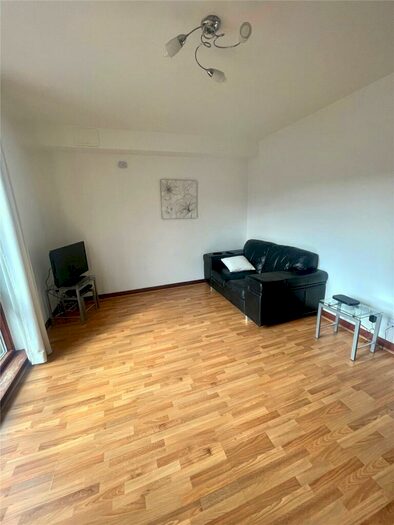 1 Bedroom Flat To Rent In Strawberry Bank Parade, City Centre, Aberdeen, AB11