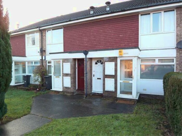1 Bedroom Flat To Rent In Turnberry View, Alwoodley, LS17