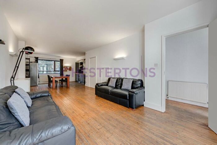4 Bedroom House To Rent In Gillender Street, East India And Lansbury, E14