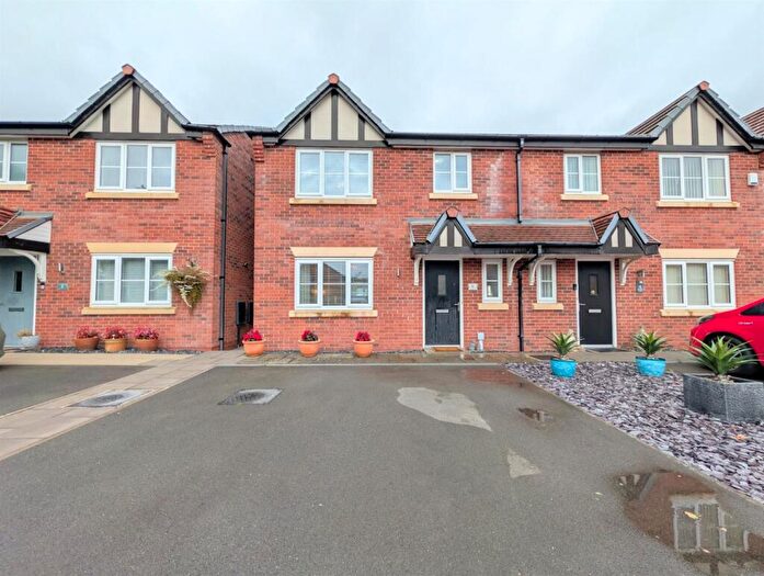 3 Bedroom Semi-Detached House To Rent In Golf Open - White Otter Close, Ainsdale - Sleeps, PR8