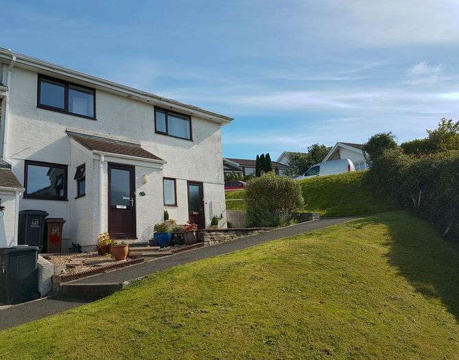 2 Bedroom Terraced House To Rent In Kingsbridge, Devon, TQ7