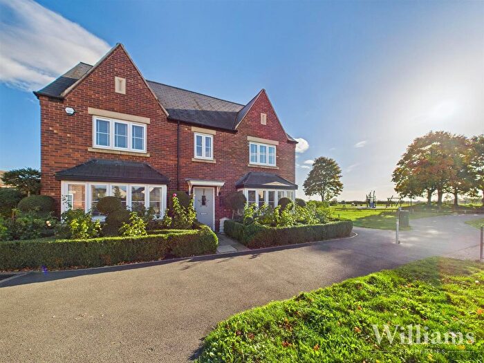 5 Bedroom Detached House For Sale In Corbett Close, Upper Heyford, Bicester, OX25