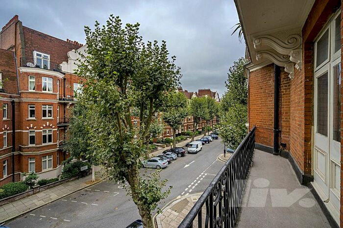 3 Bedroom Flat To Rent In Castellain Mansions, Castellain Road, Maida Vale, W9