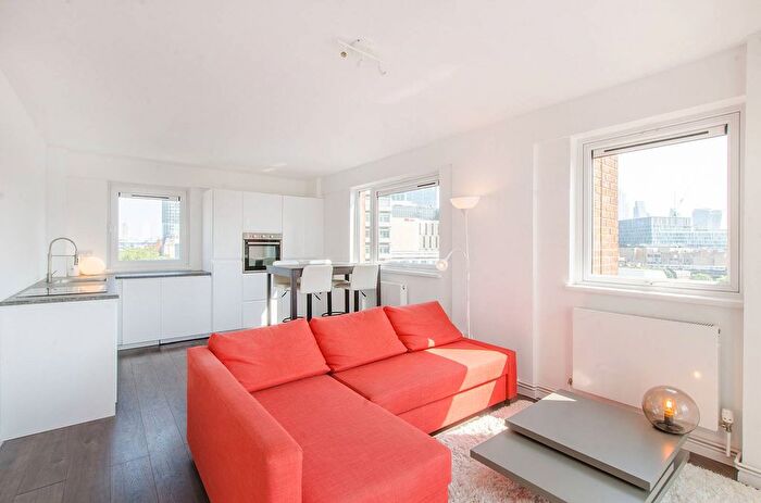 1 Bedroom Flat To Rent In Eccles Place, Southwark, London, SE1