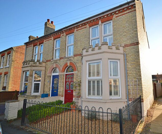 3 Bedroom Property To Rent In Impington Lane, Cambridge, CB24