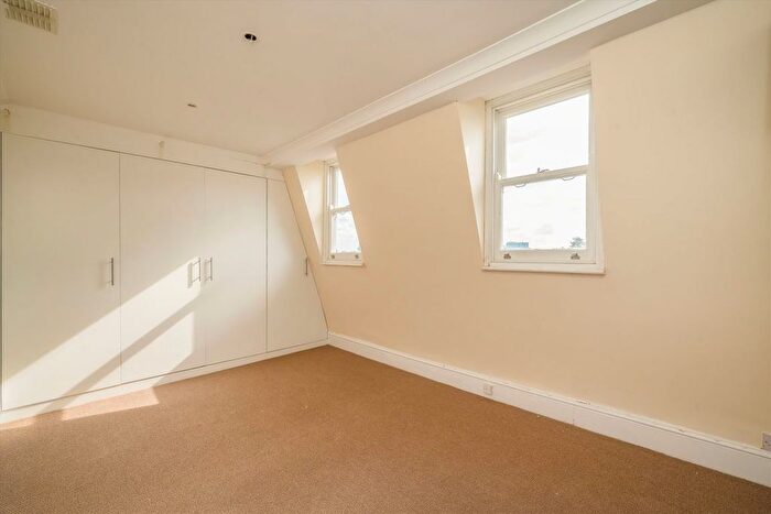 2 Bedroom Flat To Rent In Hackney Road, Hackney Road, E2