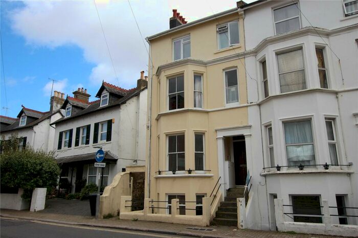 1 Bedroom Apartment To Rent In Crescent Road, Worthing, West Sussex, BN11