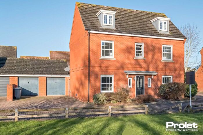 5 Bedroom Semi Detached House To Rent In Windsor Park Gardens, Sprowston, NR6