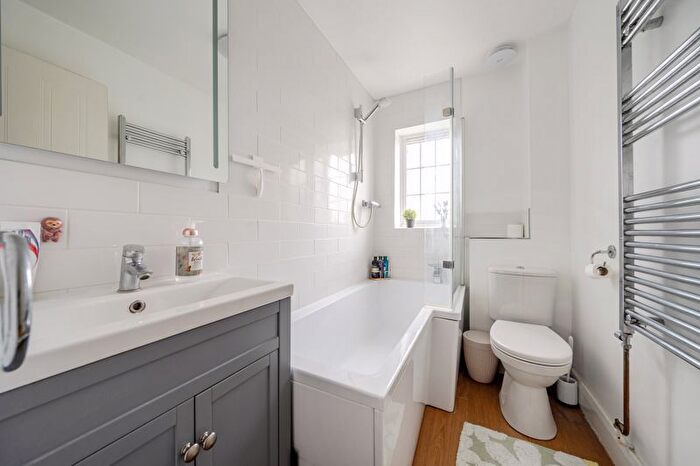 2 Bedroom Terraced House For Sale In Aspen Square, Oxford, OX4