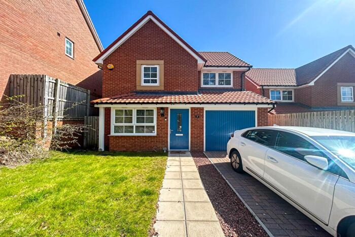 3 Bedroom Semi Detached House For Sale In Merton Close, Sunderland, SR2