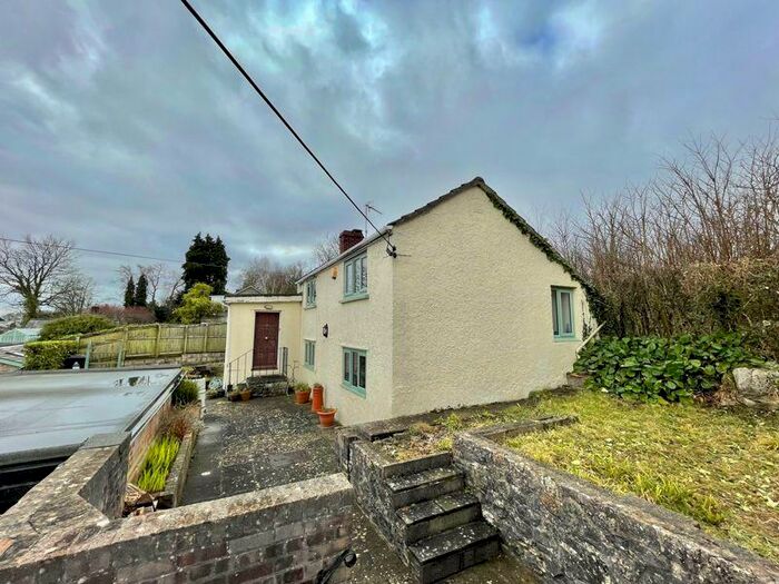 3 Bedroom Cottage For Sale In Woodcroft, Chepstow, NP16