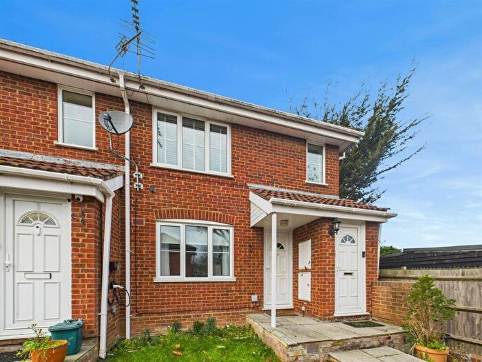 1 Bedroom Maisonette For Sale In St. Gregory Close, Ruislip, HA4