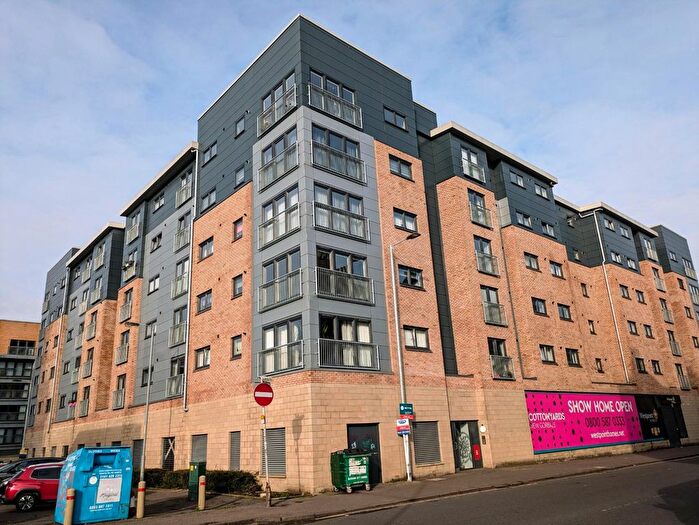 2 Bedroom Flat To Rent In Pollokshaws Road, Glasgow, Glasgow City, G41