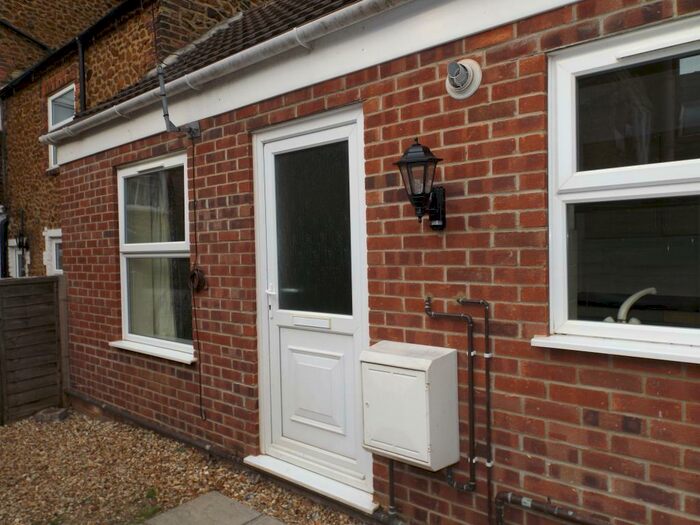 Studio To Rent In Westgate Street, PE36