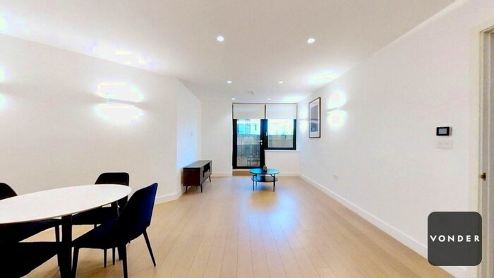1 Bedroom Flat To Rent In New Horizons Court, Brentford, TW8