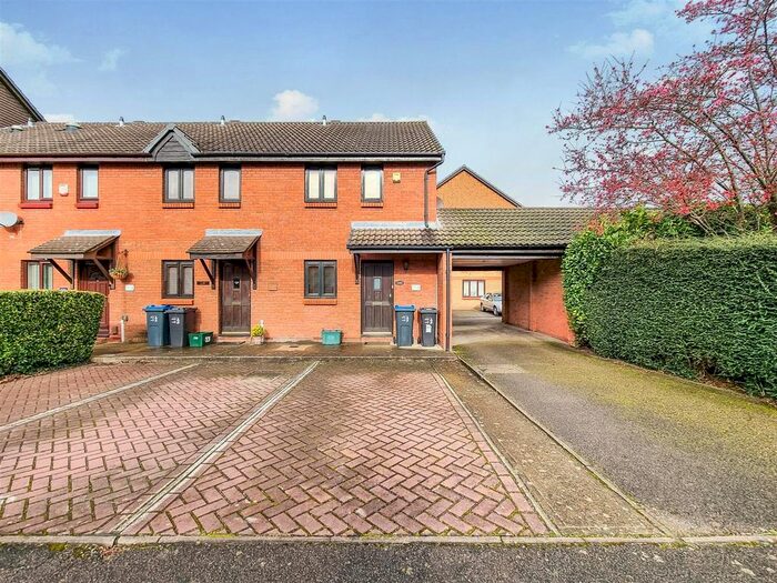 2 Bedroom Property To Rent In North Road, Colliers Wood, London, SW19