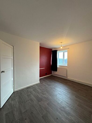 3 Bedroom Flat To Rent In Garden Road, Folkestone, CT19