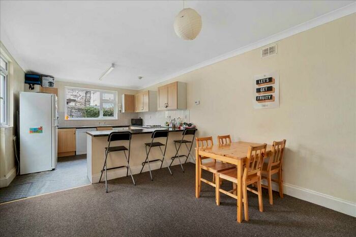 6 Bedroom Terraced House To Rent In Diamond Avenue, Plymouth, PL4
