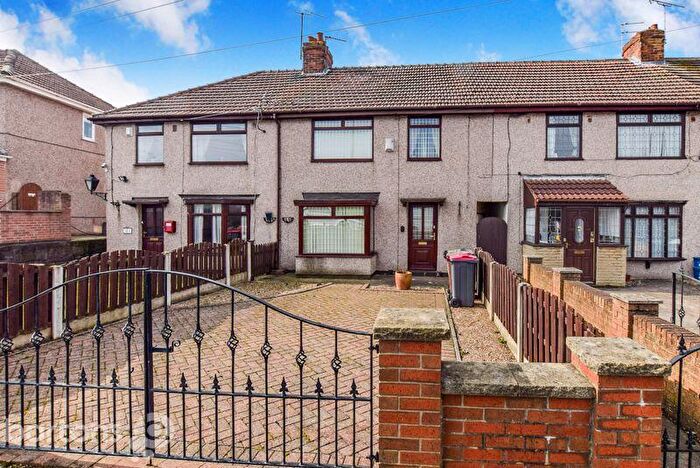 Detached House For Sale In Sheffield Road, Woodhouse Mill, S13