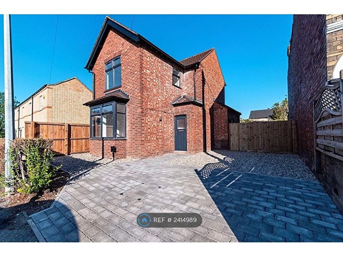 3 Bedroom Detached House To Rent In Crown Street, Peterborough, PE1