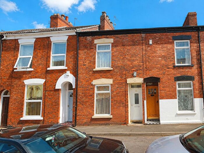 3 Bedroom Terraced House For Sale In Sharp Street, Hull, East Yorkshire, HU5