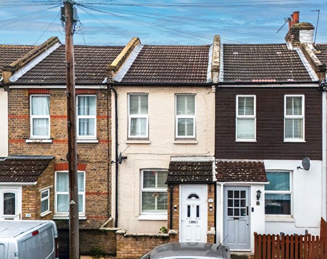 2 Bedroom Terraced House For Sale In Dartford, Kent, DA1