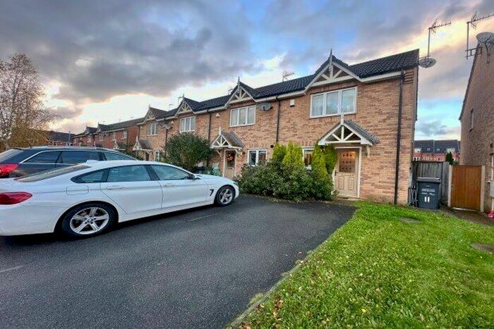 2 Bedroom Town House To Rent In Newstead Way, Loughborough, LE11