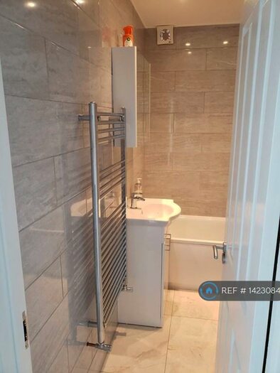 3 Bedroom Semi-Detached House To Rent In Bagshaw Street, Pleasley, Mansfield, NG19