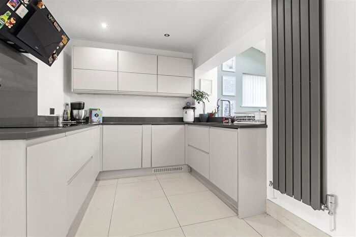 3 Bedroom Semi-detached House For Sale In Poplar Avenue, Warton, Preston, PR4