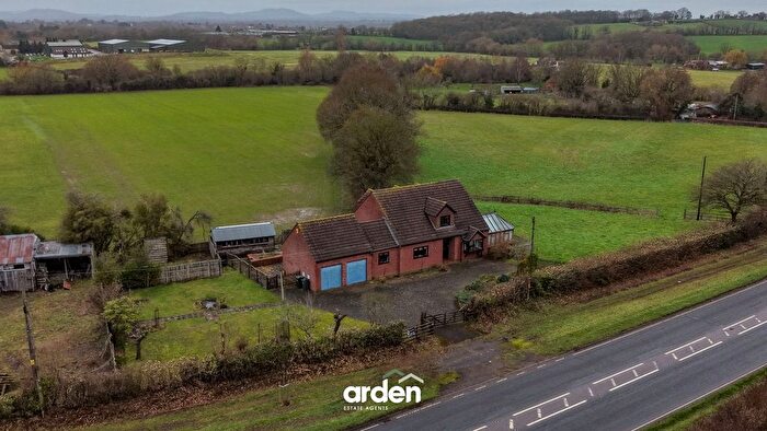 3 Bedroom Detached House For Sale In Malvern Road, Powick, WR2