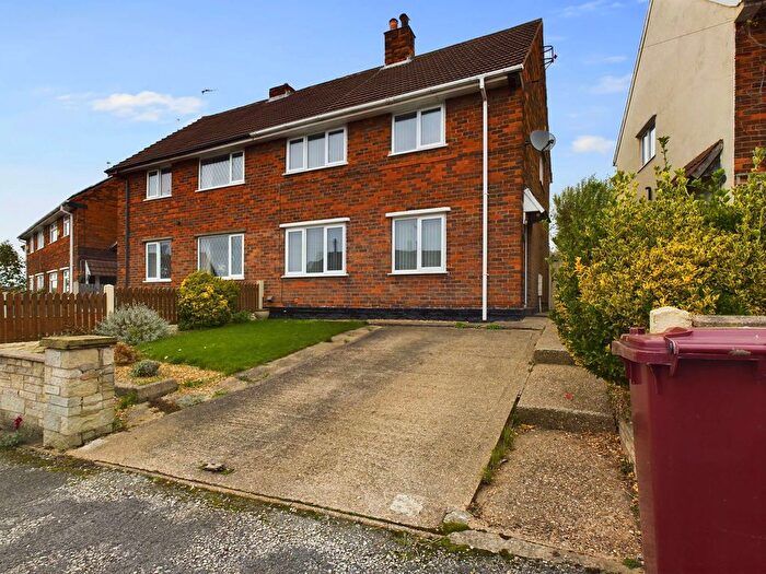 3 Bedroom Semi-Detached House To Rent In Chestnut Drive, Shirebrook, Mansfield, NG20