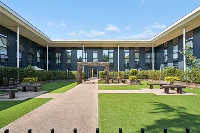 1 Bedroom Apartment For Sale In Clivemont Road, Maidenhead, Berkshire, SL6