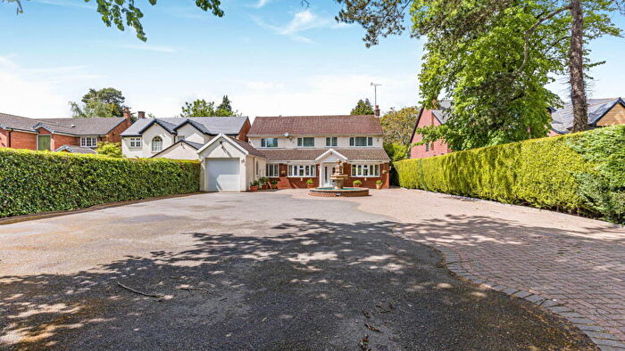 6 Bedroom Detached House For Sale In St. Bernards Road, Solihull, B92