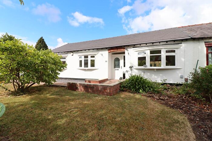 3 Bedroom Bungalow For Sale In Croft Lane, Bromborough, CH62
