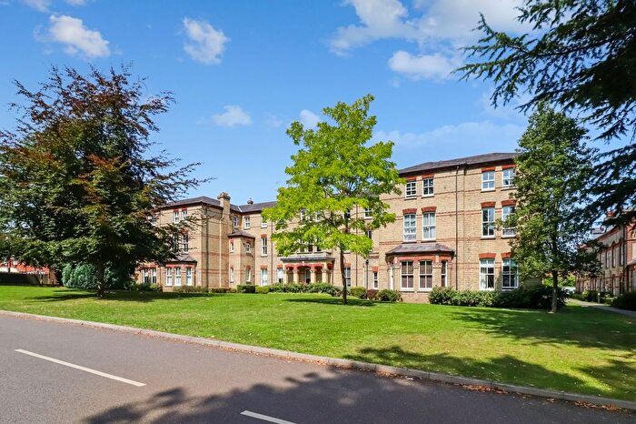 2 Bedroom Property To Rent In Leavesden Court, Mallard Road, Abbots Langley, WD5
