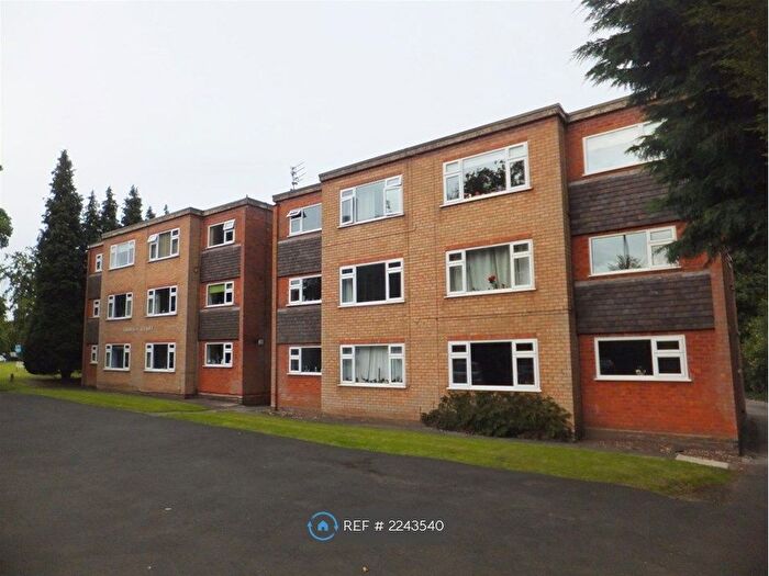 2 Bedroom Flat To Rent In Grenfell Court, Sutton Coldfield, B72