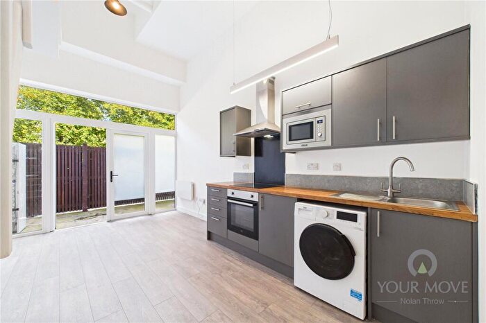 1 Bedroom Flat To Rent In Gold Street, Northampton, NN1