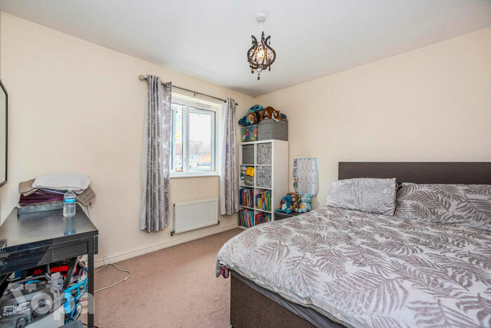 3 Bedroom End Of Terrace House For Sale In Lockwood Place, Dartford, DA1